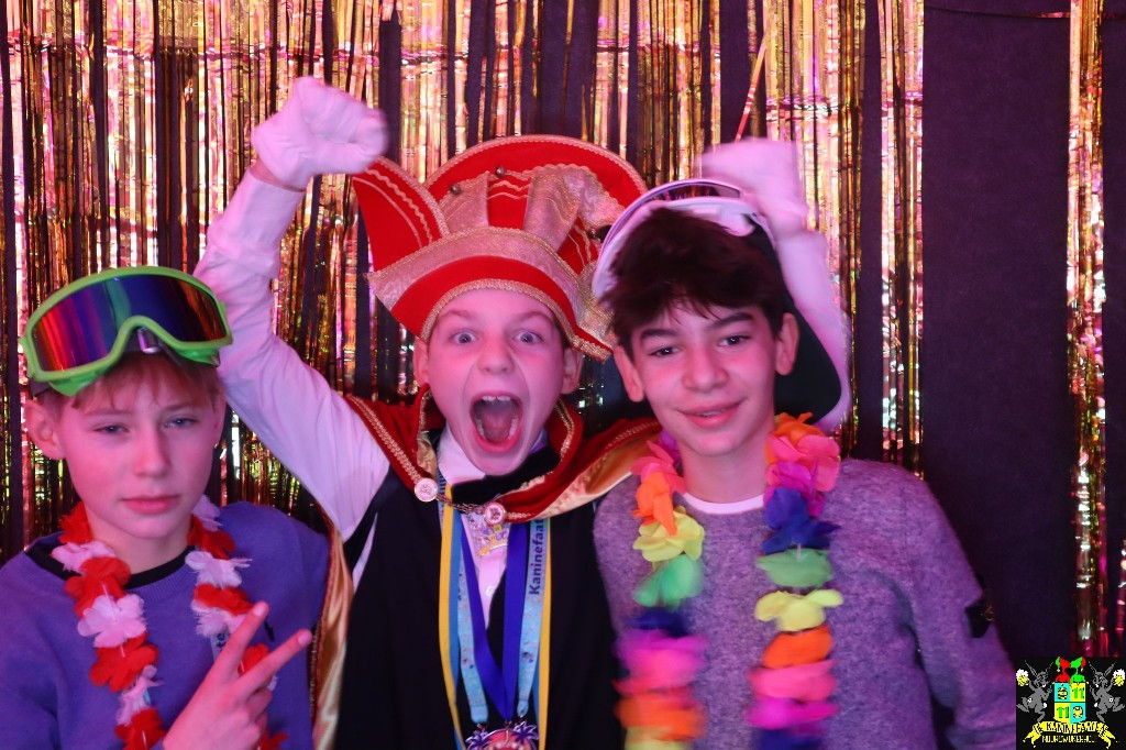 ../Images/Jeugd Opwarmbal Photobooth 277.jpg